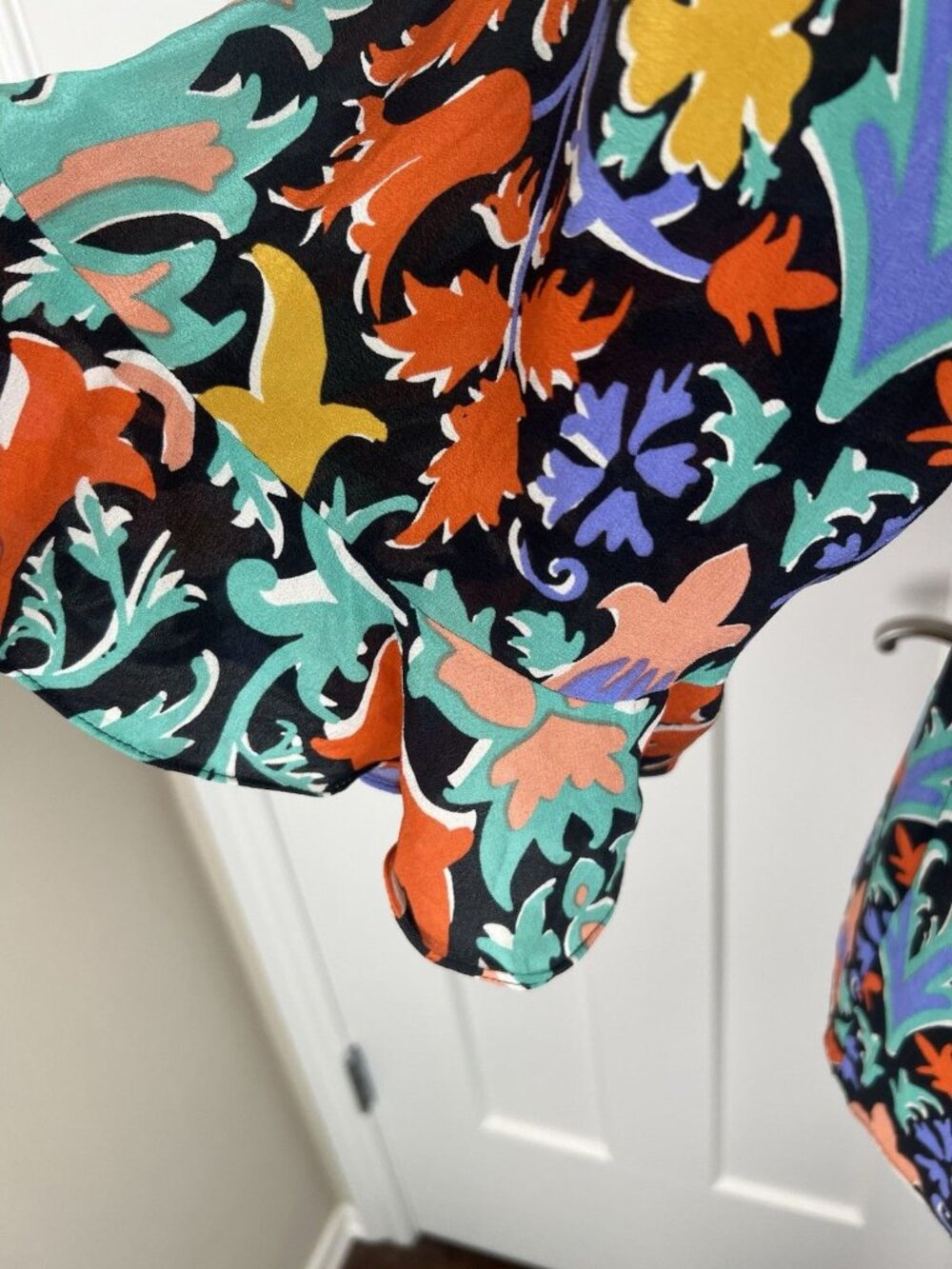 Maeve Anthropologie Silk Blouse Size 2 Floral Boho Top 3/4 Sleeve Keyhole Back - Picture 4 of 11